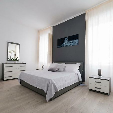 Spanish Steps 3 Bedrooms Cozy,Elegant And Central Рим Екстер'єр фото