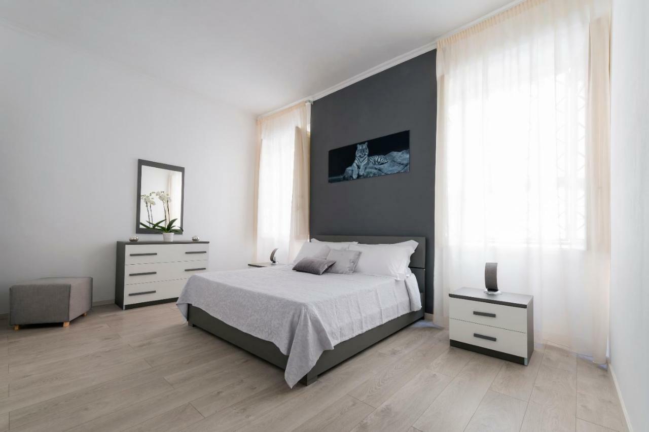 Spanish Steps 3 Bedrooms Cozy,Elegant And Central Рим Екстер'єр фото